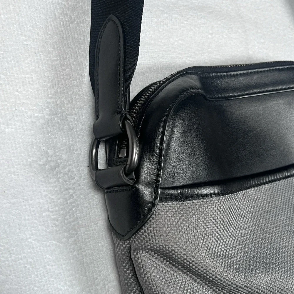 Coach F37609 Crossbody‎ Nylon Black Leather Mens Travel Work Bag